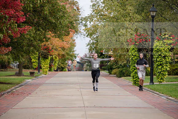 HomecomingFunRunWalk1021ALW_6945