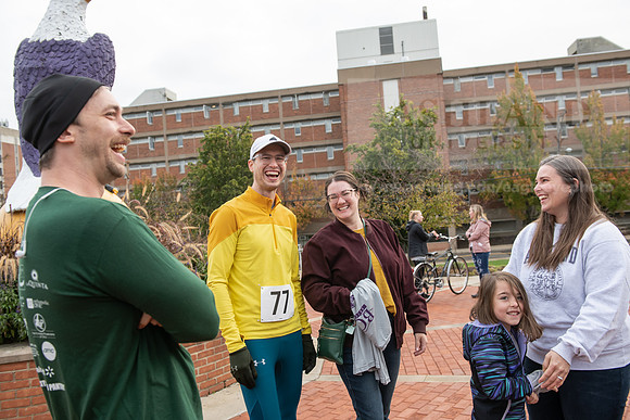 HomecomingFunRunWalk1021ALW_6813