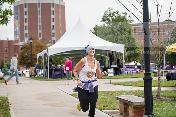 HomecomingFunRunWalk1021ALW_7079