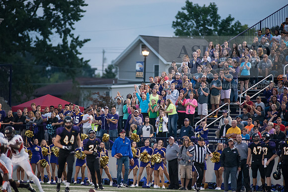 AUvsFindlayFtball0916ALW_7157