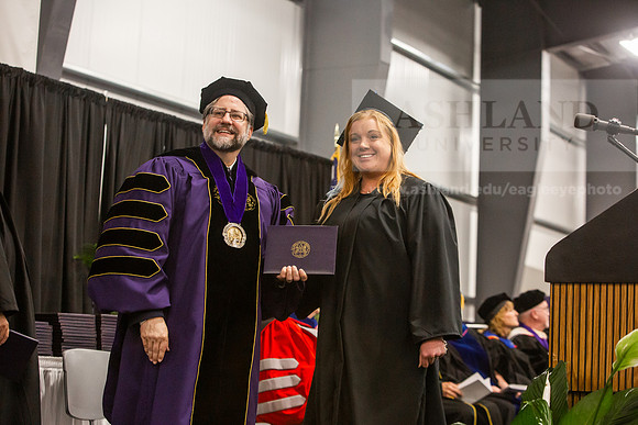155SpGradBachelorSciEducation0525JH6Q8B9641