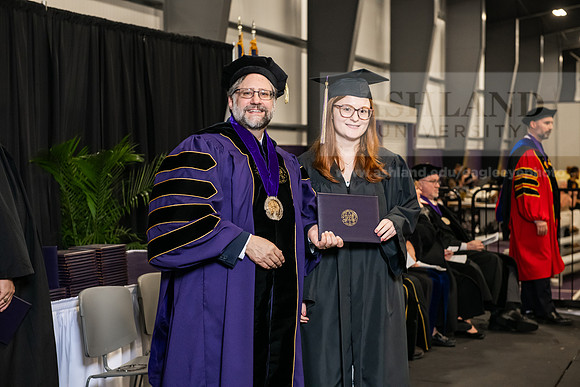 115SPGradBachelorScienceEducation0525AWB_4558