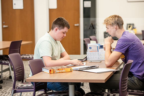 HCLCTutoringSession1024AWB_8086