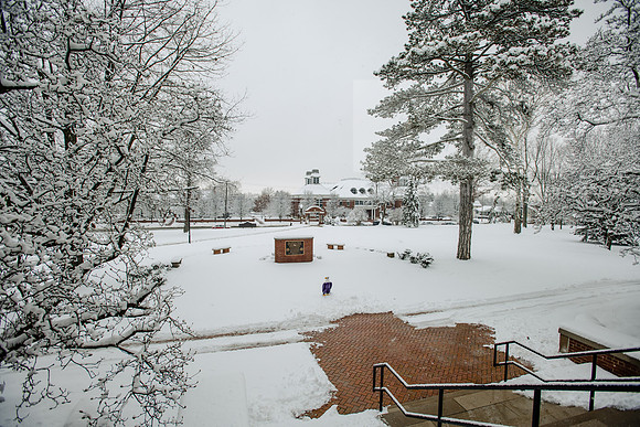 WinterCampusLife0123ALW_3195