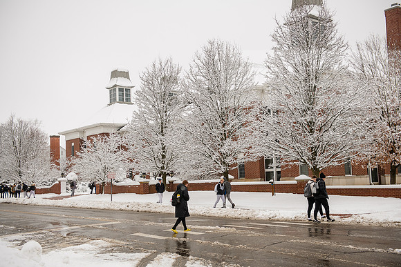 WinterCampusLife0123ALW_3546