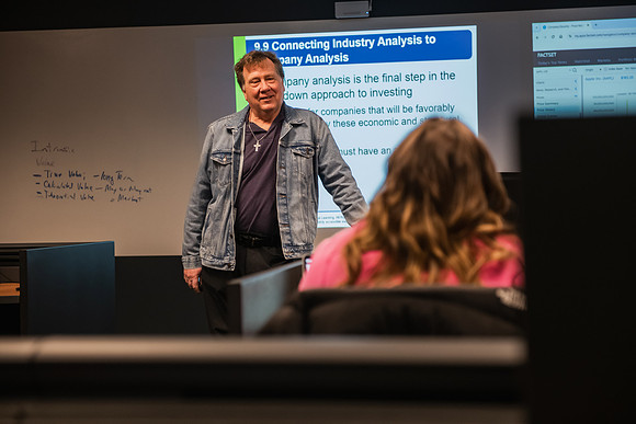 FinanceClassWitherspoon0224AWB_3987