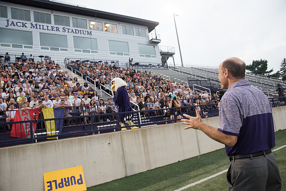 PepRallyFtball0816ALW_1183