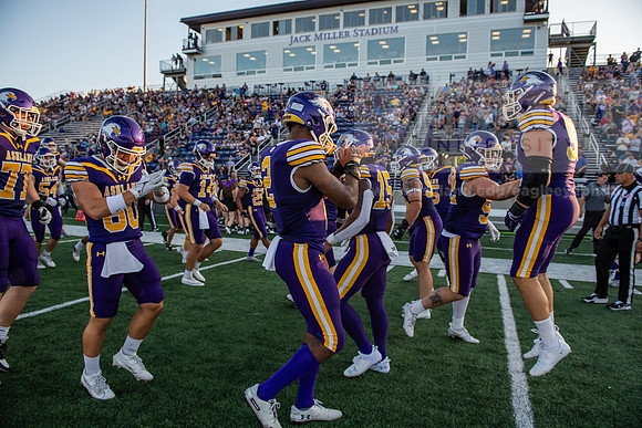AUvIUPFootball0924AWB_3519