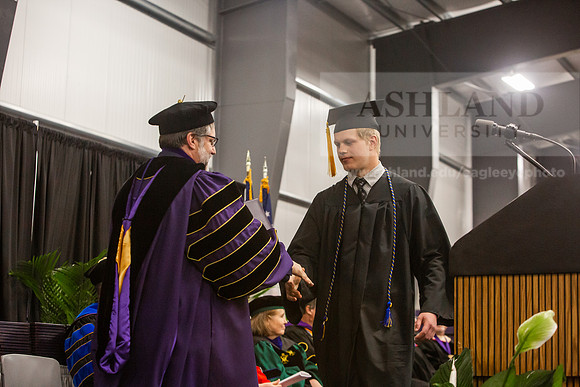 043SpGradBachelorScience0525JH6Q8B9080
