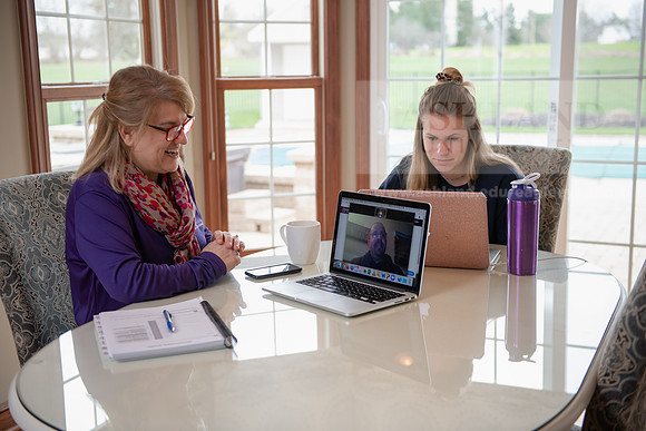 OnlineEducation0420ALW_0914