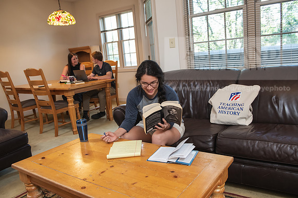 MAHGSeniorApts0723AWB_7187