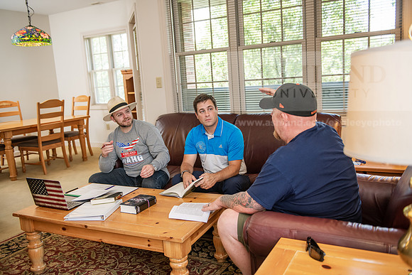 MAHGStudentsSrApt0723AWB_4351