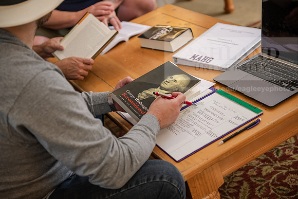 MAHGStudentsSrApt0723AWB_4396