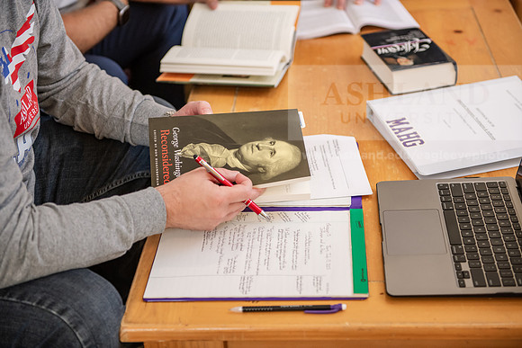 MAHGStudentsSrApt0723AWB_4397