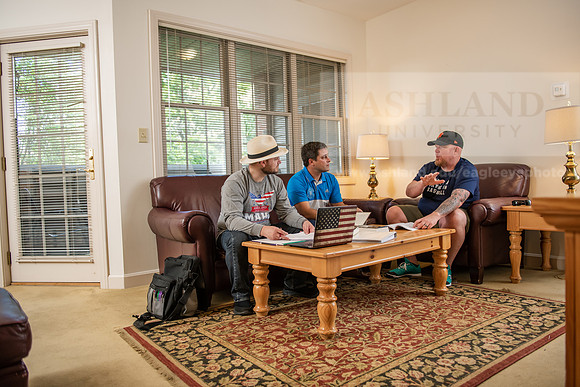 MAHGStudentsSrApt0723AWB_4329