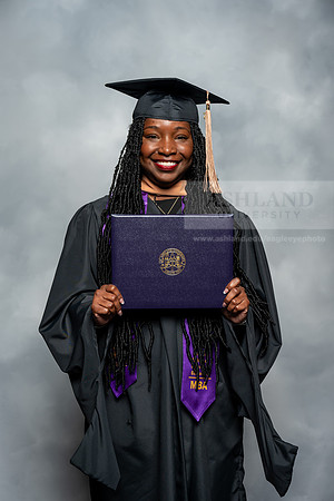 141SpGradMasterBusinessAdmin0525AU-Graduation-2025-Andrew-0457