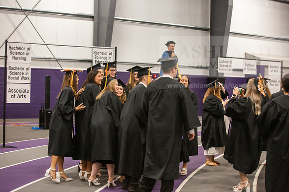 050SpGradPreCeremony0525JH6Q8B8011
