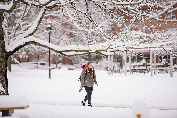 WinterCampusLife0123ALW_3704