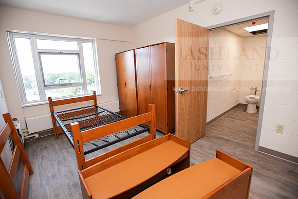 ClaytonHallReno0822ALW_2281