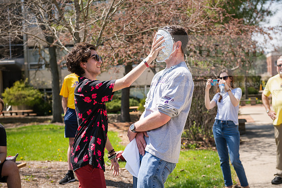 PieAProfessor0422ALW_6903