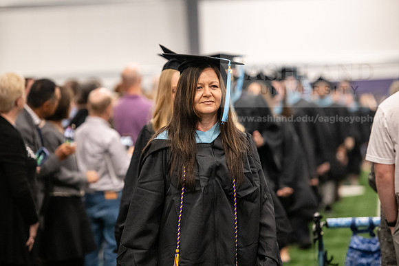 025SpGradProcessional0524AWB_8478