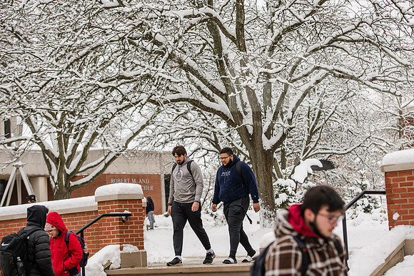 WinterCampusLife0123ALW_4199