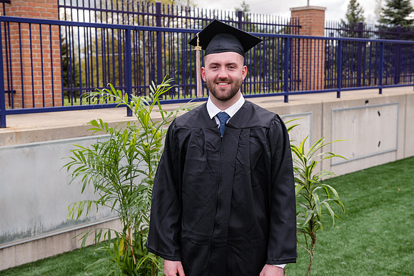 033SPGradUGGraduates0521ALW_2642