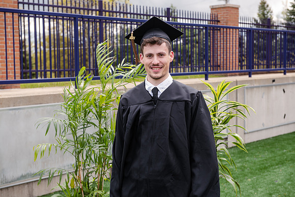139SPGradUGGraduates0521ALW_2682