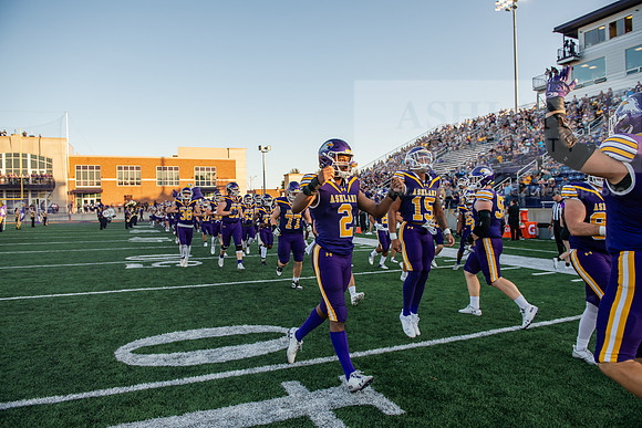 AUvIUPFootball0924AWB_3515