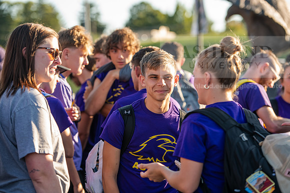 AUvIUPFootball0924AWB_3415