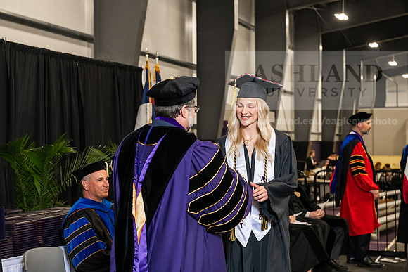 059SPGradBachelorScience0525AWB_3821