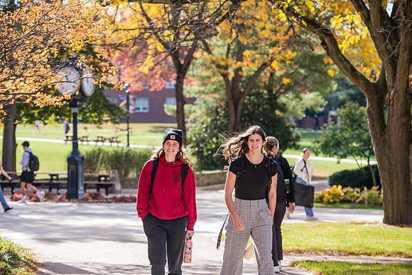FallCampusLife1024AWB_5526