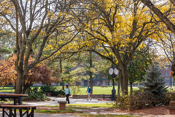 FallCampusLife1024AWB_5377