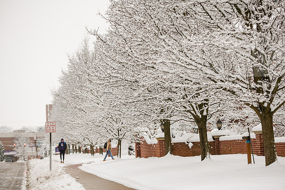 WinterCampusLife0123ALW_3425