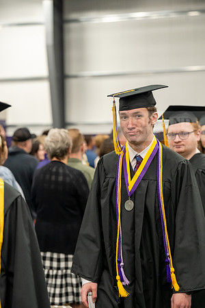 260SpGradProcessional0525AEAU-Graduation-2025-Andrew-0125