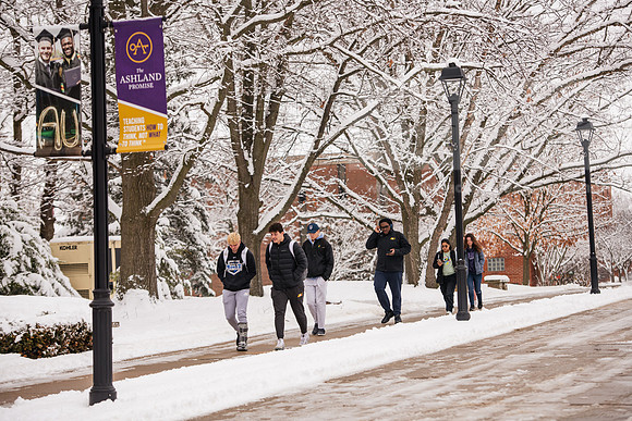 WinterCampusLife0123ALW_3867