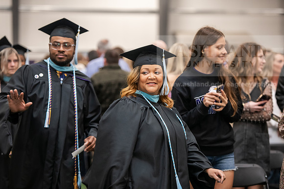 075SpGradProcessional0525AWB_2354