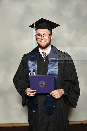 037BachelorEducationWiGrad1221MP7_0986