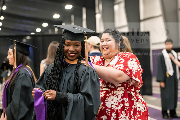 079SpGradPreCeremony0525AWB_2280