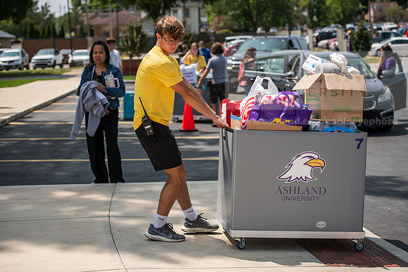 MoveInDay0824AWB_0609