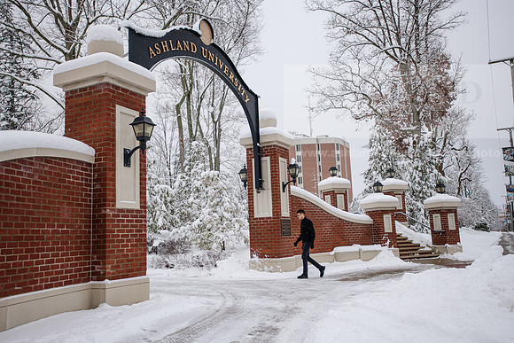 WinterCampusLife0123ALW_3311