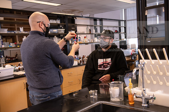 ChemistryLab0221ALW_4191