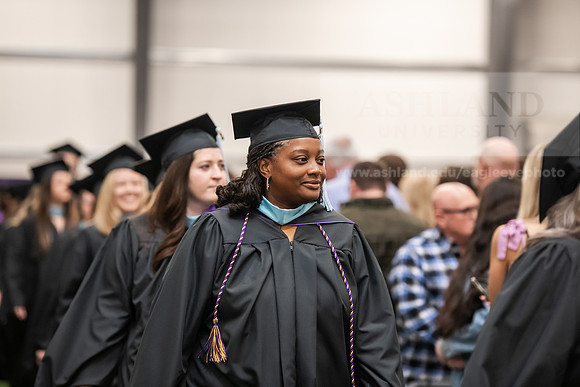 077SpGradProcessional0525AWB_2356