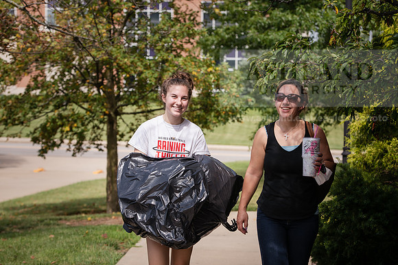 MoveInDay10821ALW_3304