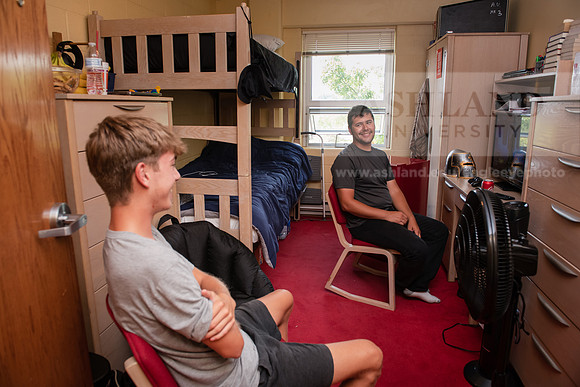 MoveInDay10821ALW_3709