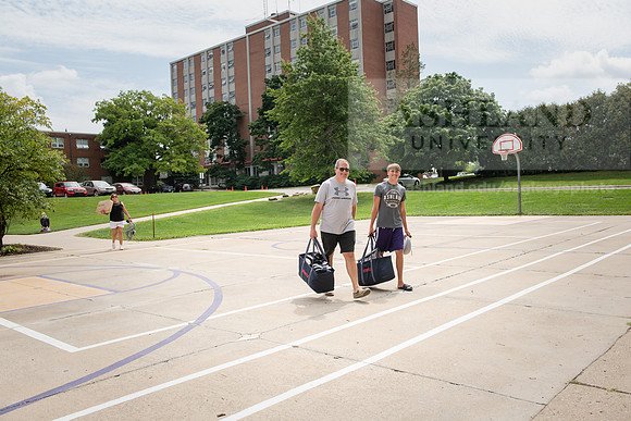 MoveInDay10821ALW_3561