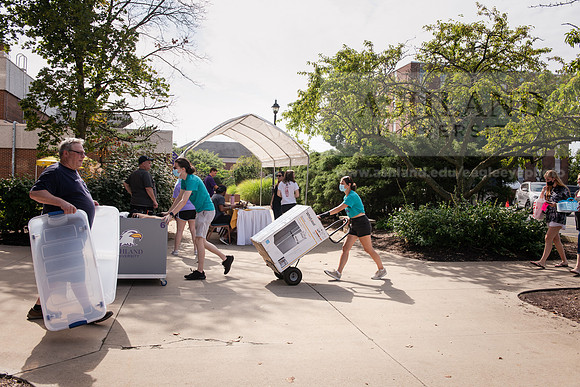 MoveInDay10821ALW_3183
