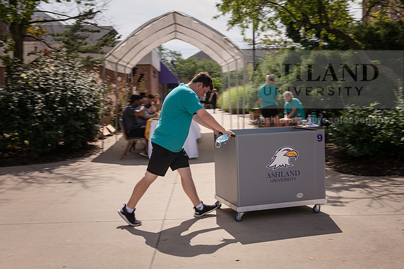 MoveInDay10821ALW_3364
