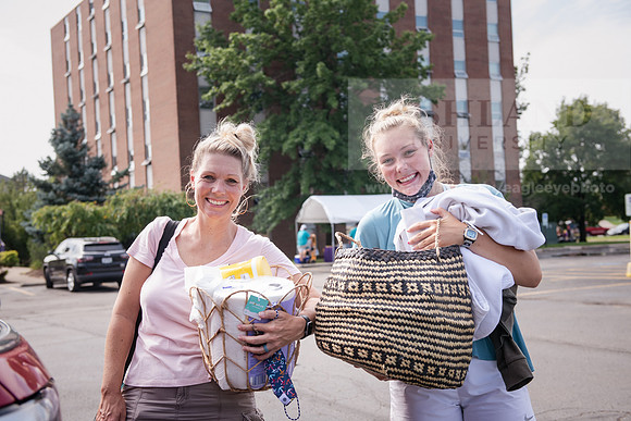 MoveInDay10821ALW_3137