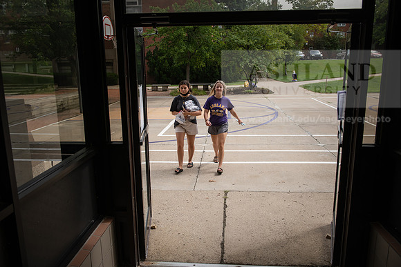 MoveInDay10821ALW_3523